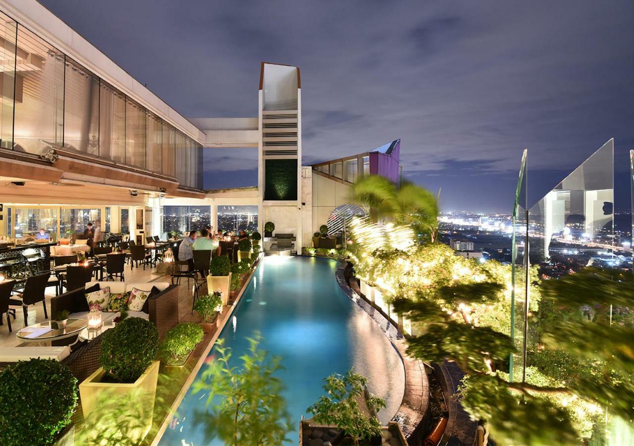โรงแรม วิเวียร์ Muntinlupa City ภายนอก รูปภาพ